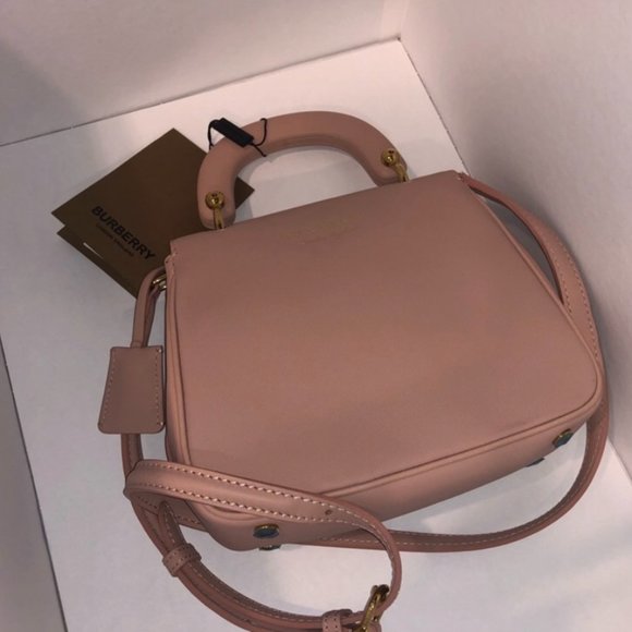 Burberry Crossbody - Picture 4 of 9